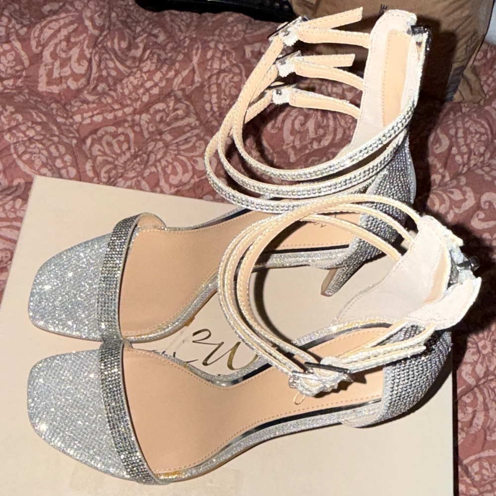 Elegant Silver Strappy Heels - Picture 2 of 8